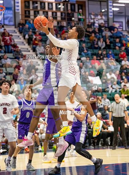Thumbnail 3 in Southampton vs Catholic Central (NYSPHSAA Class B Semifinal)  photogallery.