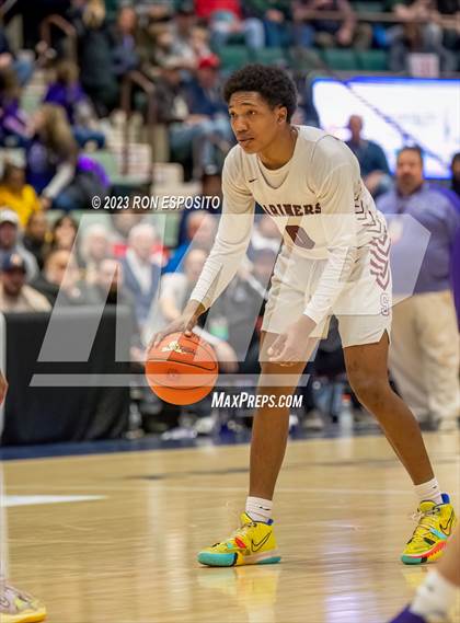 Thumbnail 2 in Southampton vs Catholic Central (NYSPHSAA Class B Semifinal)  photogallery.