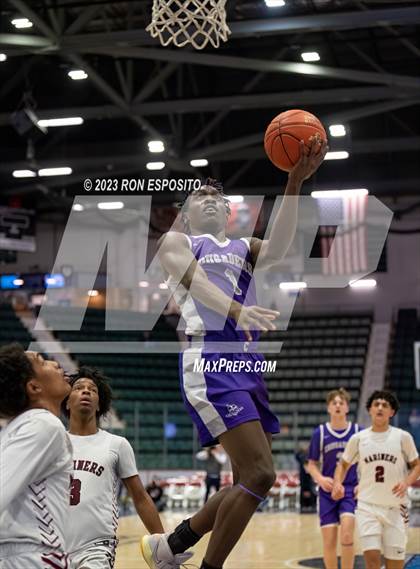 Thumbnail 1 in Southampton vs Catholic Central (NYSPHSAA Class B Semifinal)  photogallery.