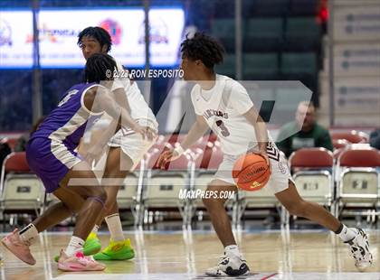 Thumbnail 3 in Southampton vs Catholic Central (NYSPHSAA Class B Semifinal)  photogallery.