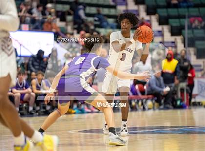 Thumbnail 1 in Southampton vs Catholic Central (NYSPHSAA Class B Semifinal)  photogallery.