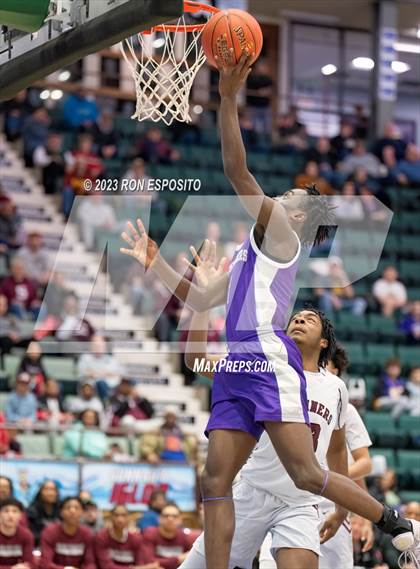 Thumbnail 1 in Southampton vs Catholic Central (NYSPHSAA Class B Semifinal)  photogallery.