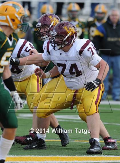 Thumbnail 2 in Stevenson vs. Loyola Academy photogallery.