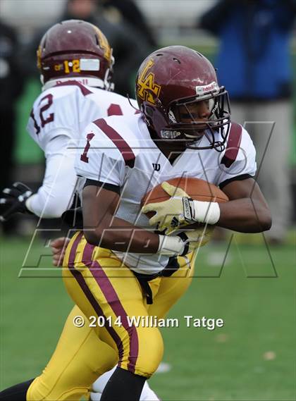 Thumbnail 1 in Stevenson vs. Loyola Academy photogallery.