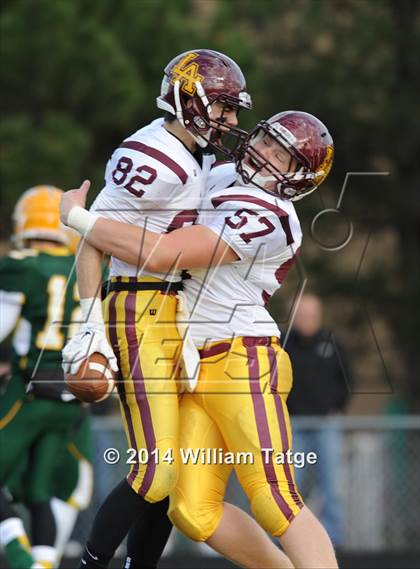 Thumbnail 3 in Stevenson vs. Loyola Academy photogallery.