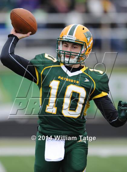 Thumbnail 3 in Stevenson vs. Loyola Academy photogallery.
