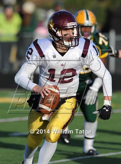 Thumbnail 2 in Stevenson vs. Loyola Academy photogallery.