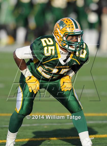 Thumbnail 2 in Stevenson vs. Loyola Academy photogallery.