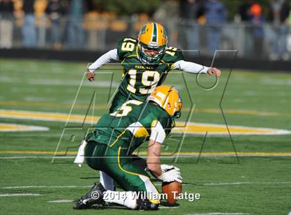 Thumbnail 2 in Stevenson vs. Loyola Academy photogallery.