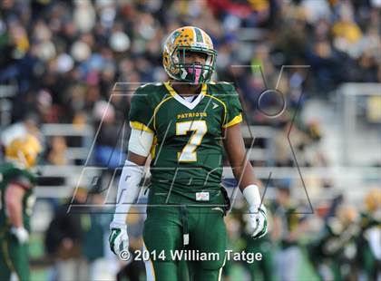 Thumbnail 3 in Stevenson vs. Loyola Academy photogallery.