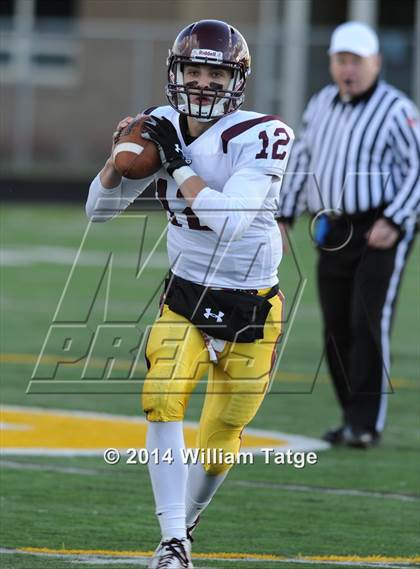 Thumbnail 3 in Stevenson vs. Loyola Academy photogallery.