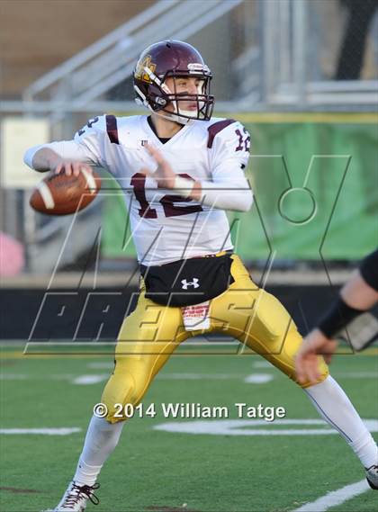 Thumbnail 2 in Stevenson vs. Loyola Academy photogallery.