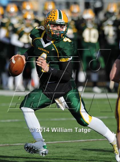 Thumbnail 3 in Stevenson vs. Loyola Academy photogallery.