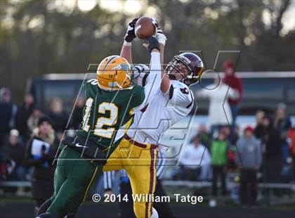Thumbnail 2 in Stevenson vs. Loyola Academy photogallery.