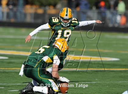 Thumbnail 3 in Stevenson vs. Loyola Academy photogallery.