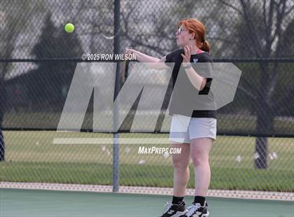 Thumbnail 3 in CHSAA 5A Region 4 Tournament photogallery.