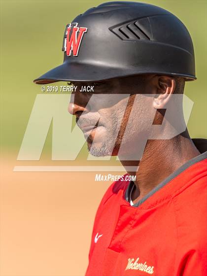 Thumbnail 1 in Huntington Beach vs. Harvard-Westlake (CIF SS D1 Semifinal) photogallery.