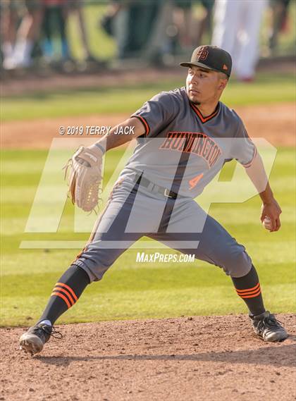 Thumbnail 3 in Huntington Beach vs. Harvard-Westlake (CIF SS D1 Semifinal) photogallery.