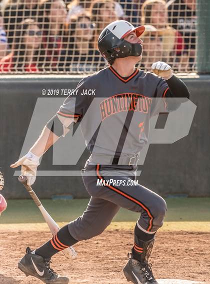 Thumbnail 3 in Huntington Beach vs. Harvard-Westlake (CIF SS D1 Semifinal) photogallery.