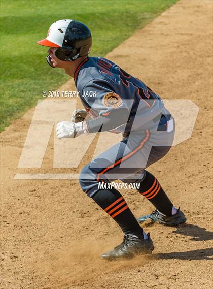 Thumbnail 3 in Huntington Beach vs. Harvard-Westlake (CIF SS D1 Semifinal) photogallery.