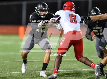 Thumbnail 2 in JV: Cedar Hill (Red) vs Mansfield (Gold) photogallery.