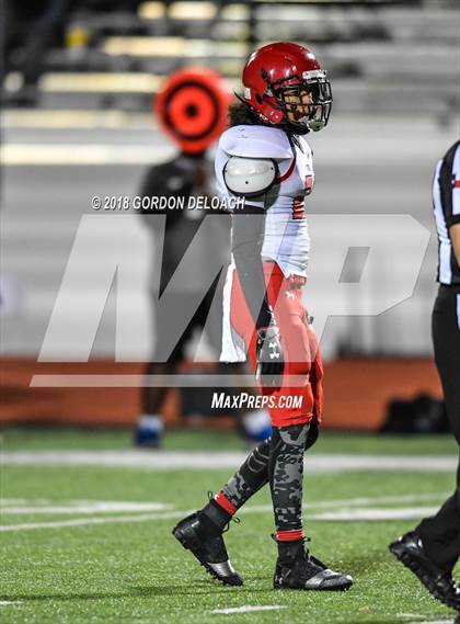 Thumbnail 2 in JV: Cedar Hill (Red) vs Mansfield (Gold) photogallery.