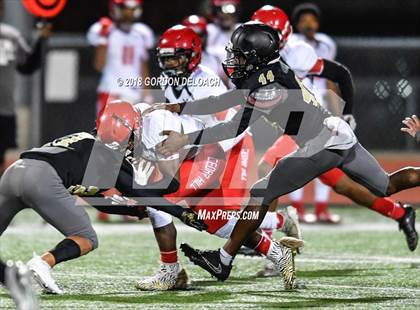 Thumbnail 2 in Cedar Hill (Red) vs Mansfield (Gold) photogallery.