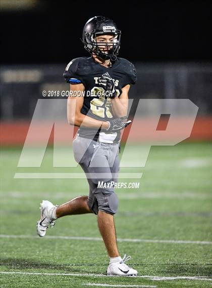 Thumbnail 2 in Cedar Hill (Red) vs Mansfield (Gold) photogallery.