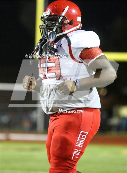 Thumbnail 3 in JV: Cedar Hill (Red) vs Mansfield (Gold) photogallery.