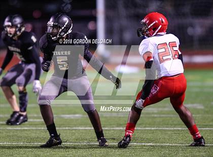 Thumbnail 1 in JV: Cedar Hill (Red) vs Mansfield (Gold) photogallery.