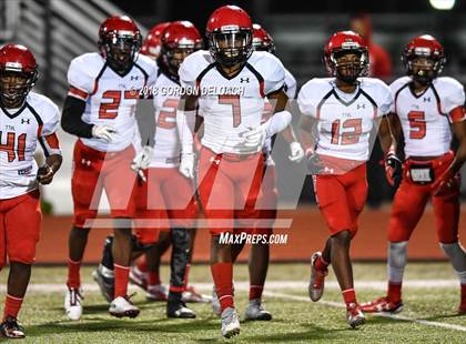 Thumbnail 1 in JV: Cedar Hill (Red) vs Mansfield (Gold) photogallery.