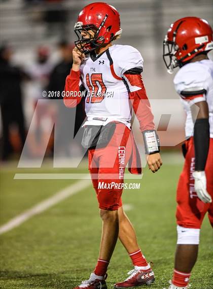 Thumbnail 3 in JV: Cedar Hill (Red) vs Mansfield (Gold) photogallery.