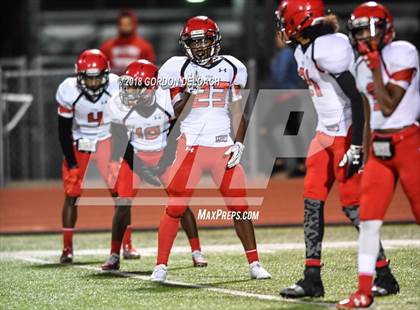 Thumbnail 3 in JV: Cedar Hill (Red) vs Mansfield (Gold) photogallery.