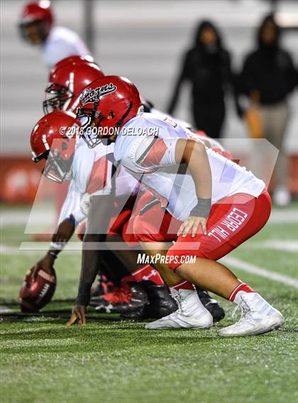 Thumbnail 3 in Cedar Hill (Red) vs Mansfield (Gold) photogallery.
