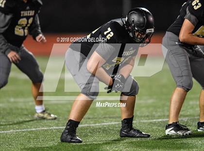 Thumbnail 3 in Cedar Hill (Red) vs Mansfield (Gold) photogallery.