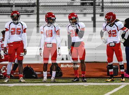 Thumbnail 3 in JV: Cedar Hill (Red) vs Mansfield (Gold) photogallery.