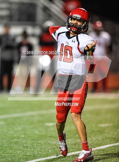 Thumbnail 2 in Cedar Hill (Red) vs Mansfield (Gold) photogallery.