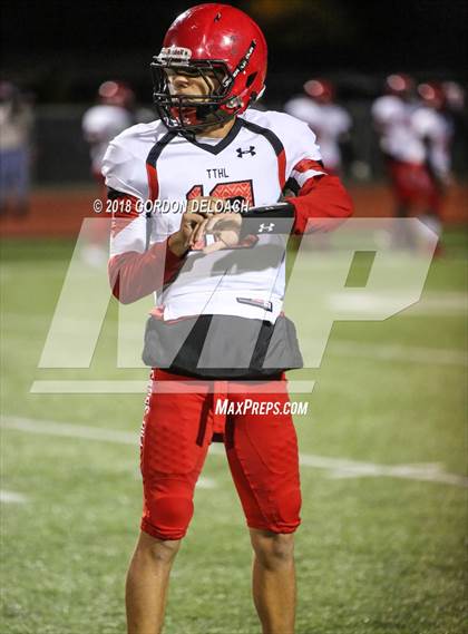 Thumbnail 1 in Cedar Hill (Red) vs Mansfield (Gold) photogallery.