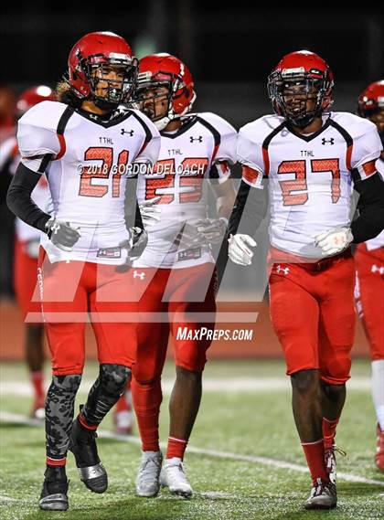 Thumbnail 1 in Cedar Hill (Red) vs Mansfield (Gold) photogallery.