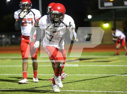 Thumbnail 2 in Cedar Hill (Red) vs Mansfield (Gold) photogallery.