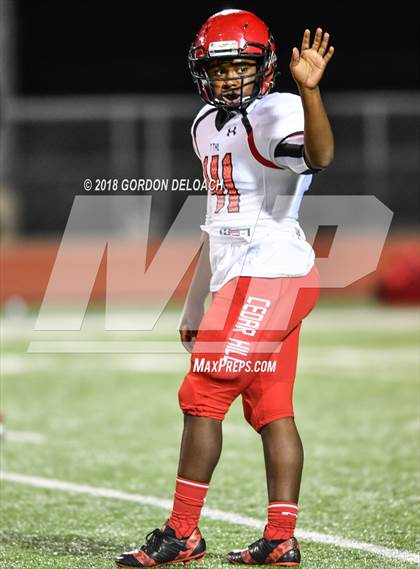Thumbnail 1 in Cedar Hill (Red) vs Mansfield (Gold) photogallery.