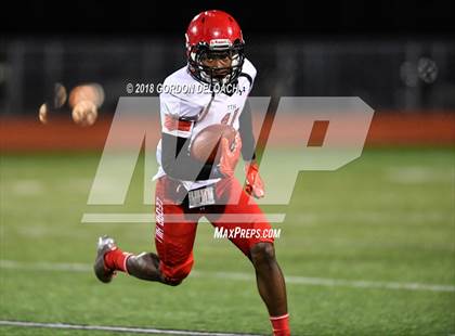 Thumbnail 2 in JV: Cedar Hill (Red) vs Mansfield (Gold) photogallery.