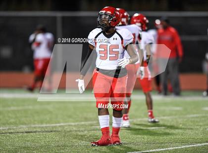 Thumbnail 2 in Cedar Hill (Red) vs Mansfield (Gold) photogallery.