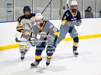 Thumbnail 1 in West Genesee at Victor photogallery.