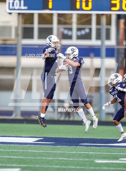 Thumbnail 2 in San Antonio Christian @ Central Catholic photogallery.
