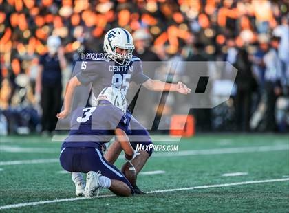 Thumbnail 3 in San Antonio Christian @ Central Catholic photogallery.