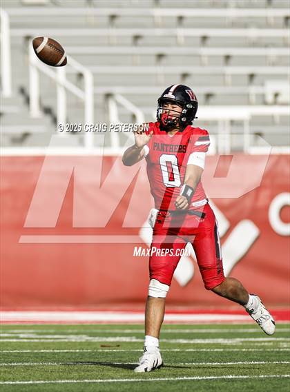 Thumbnail 2 in Orem vs West (UHSAA 5A Semifinal) photogallery.