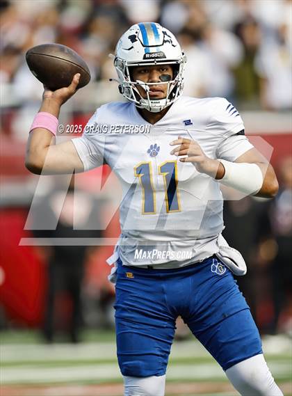 Thumbnail 3 in Orem vs West (UHSAA 5A Semifinal) photogallery.