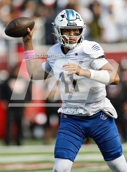 Thumbnail 2 in Orem vs West (UHSAA 5A Semifinal) photogallery.