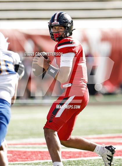 Thumbnail 2 in Orem vs West (UHSAA 5A Semifinal) photogallery.